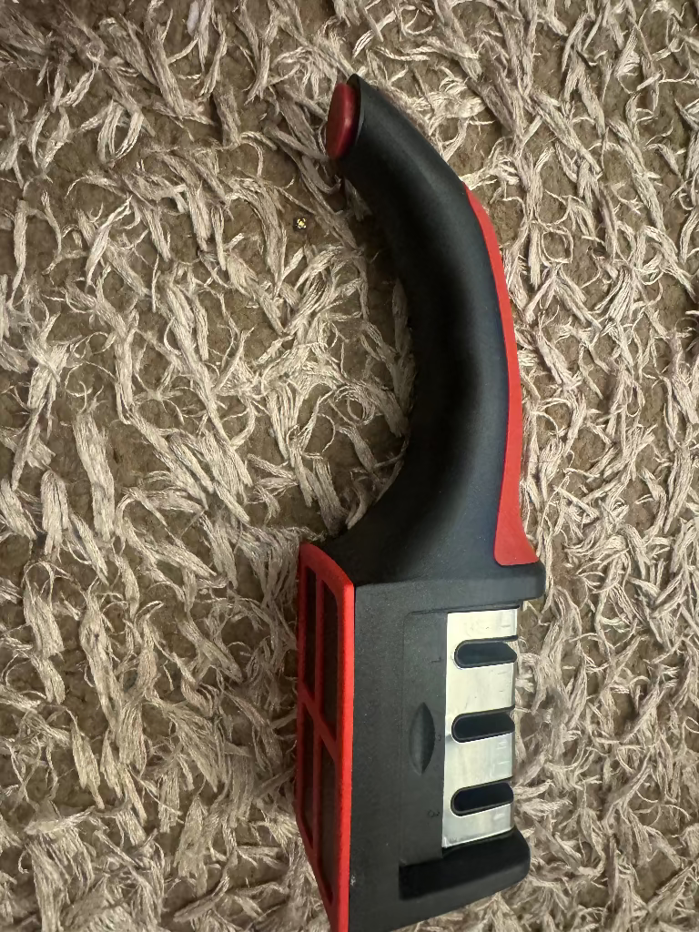4-in-1 Knife Sharpener – Restore, Sharpen & Polish Kitchen and Hunting Knives with Ease